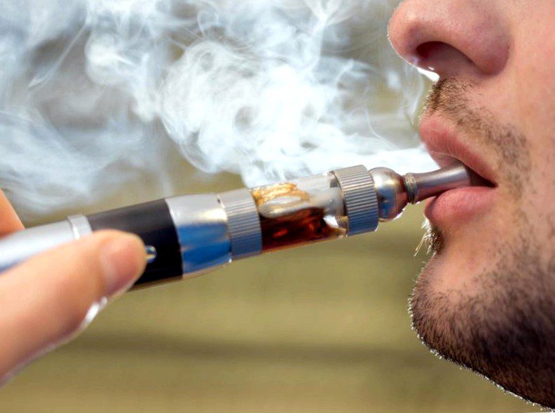 Lungsick by e-cigarettes? U.S. Authorities take action